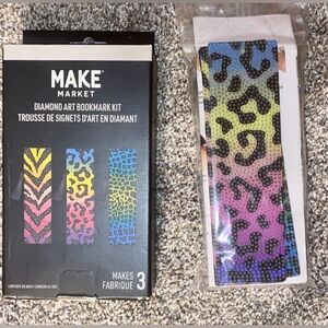 Animal Print Diamond Art Bookmark Kit (Makes 3!)